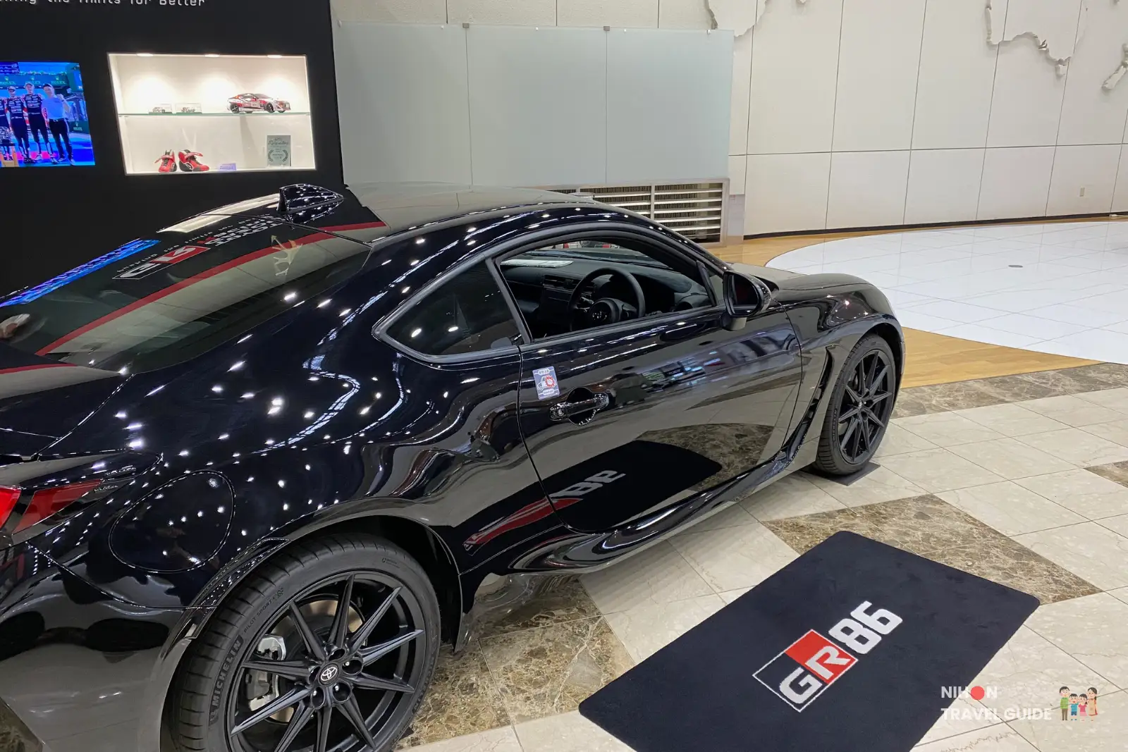 Toyota GR86 Side View