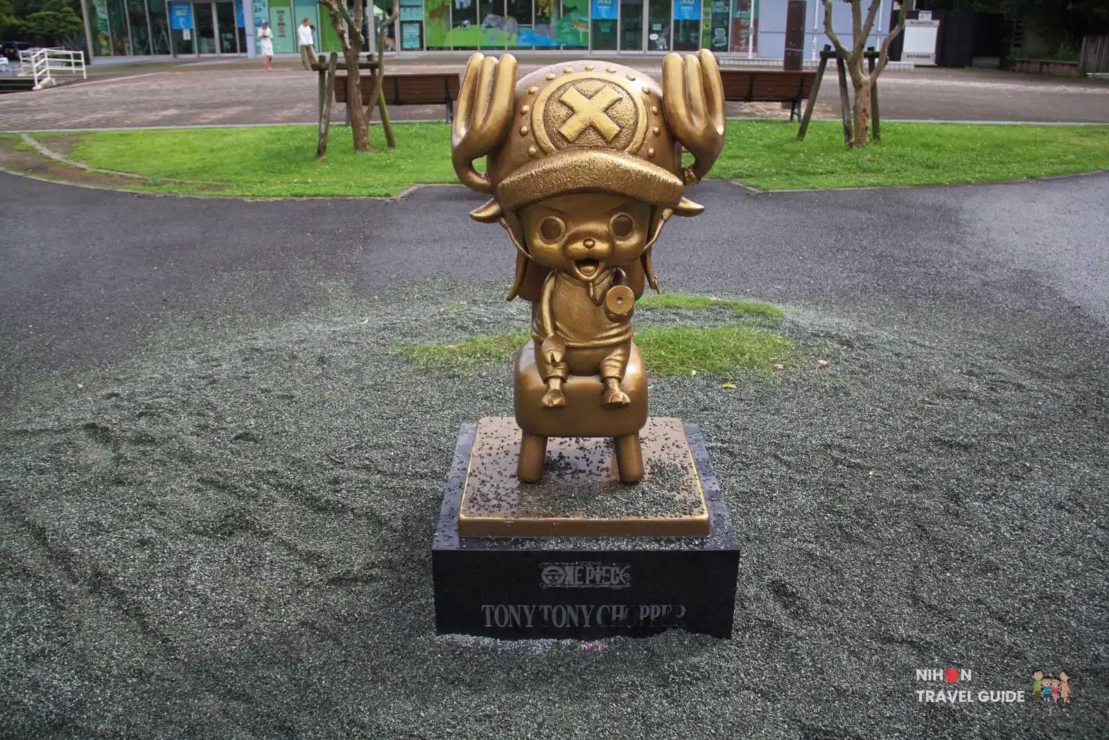 Front view of the bronze Tony Tony Chopper statue from One Piece at the entrance of Kumamoto City Zoo and Botanical Garden.